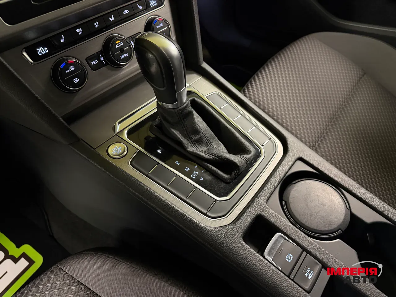 Volkswagen Passat - фото 28