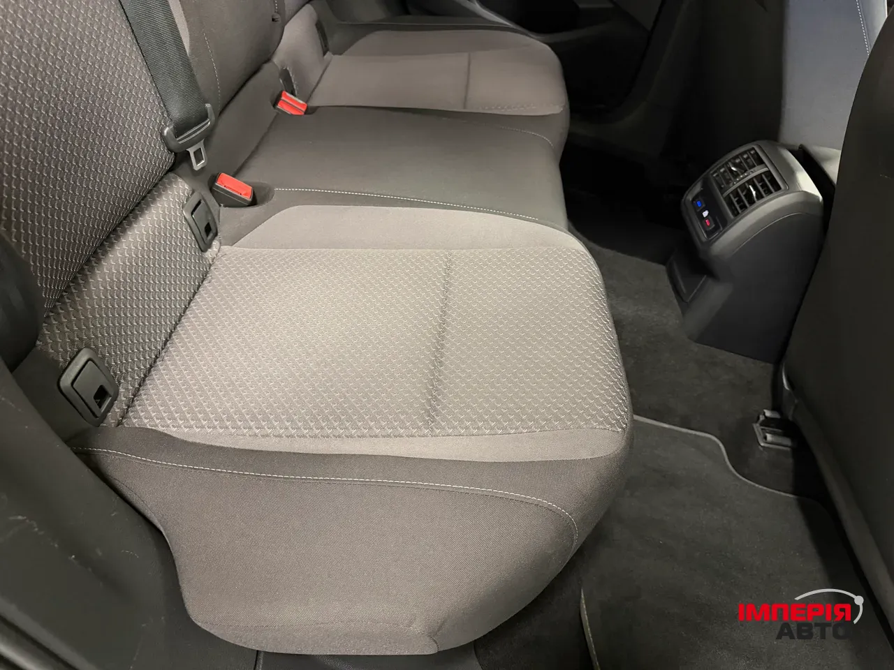 Volkswagen Passat - фото 40