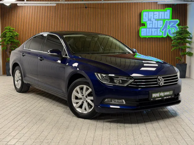 Volkswagen Passat - фото 2