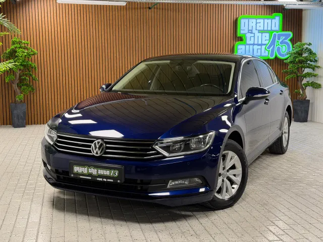 Volkswagen Passat - фото 1