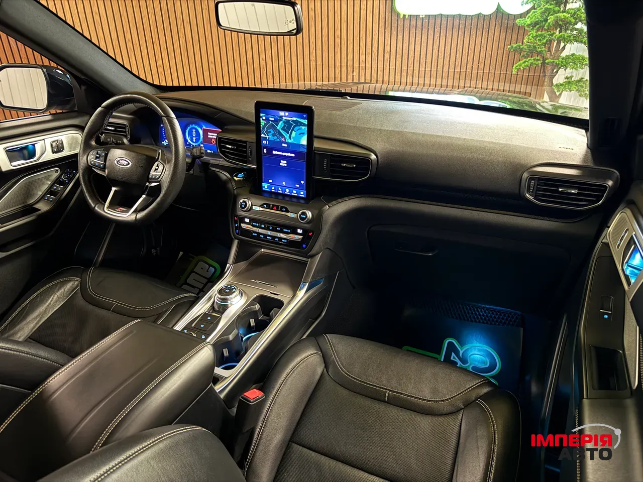 Ford Explorer - фото 16