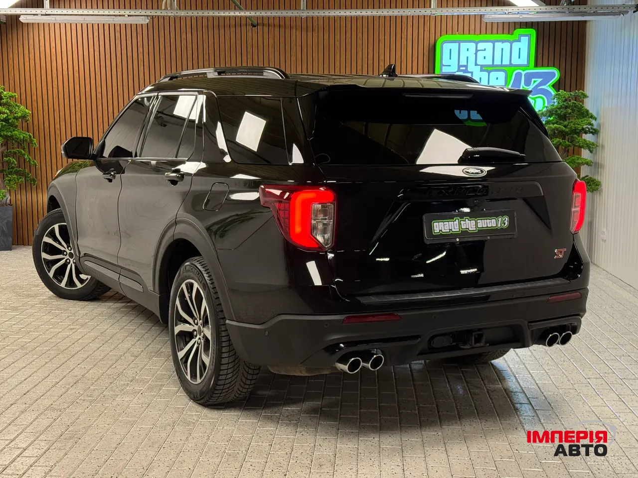 Ford Explorer - фото 56