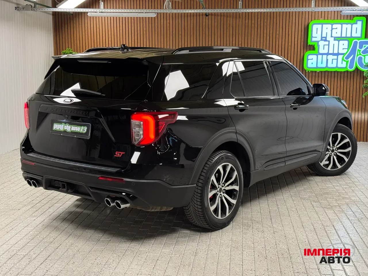 Ford Explorer - фото 57