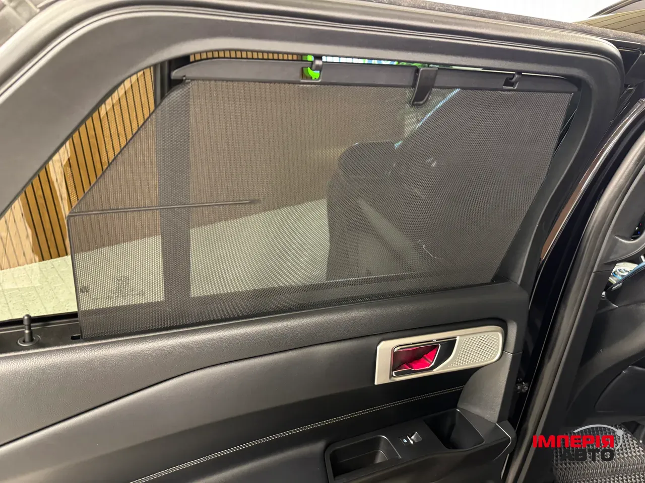 Ford Explorer - фото 40