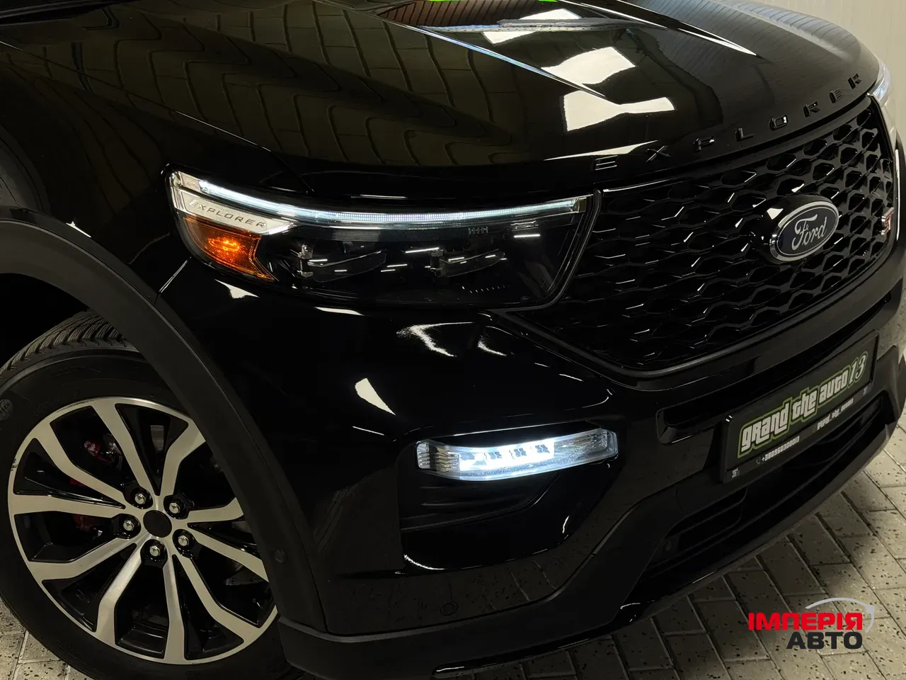 Ford Explorer - фото 12