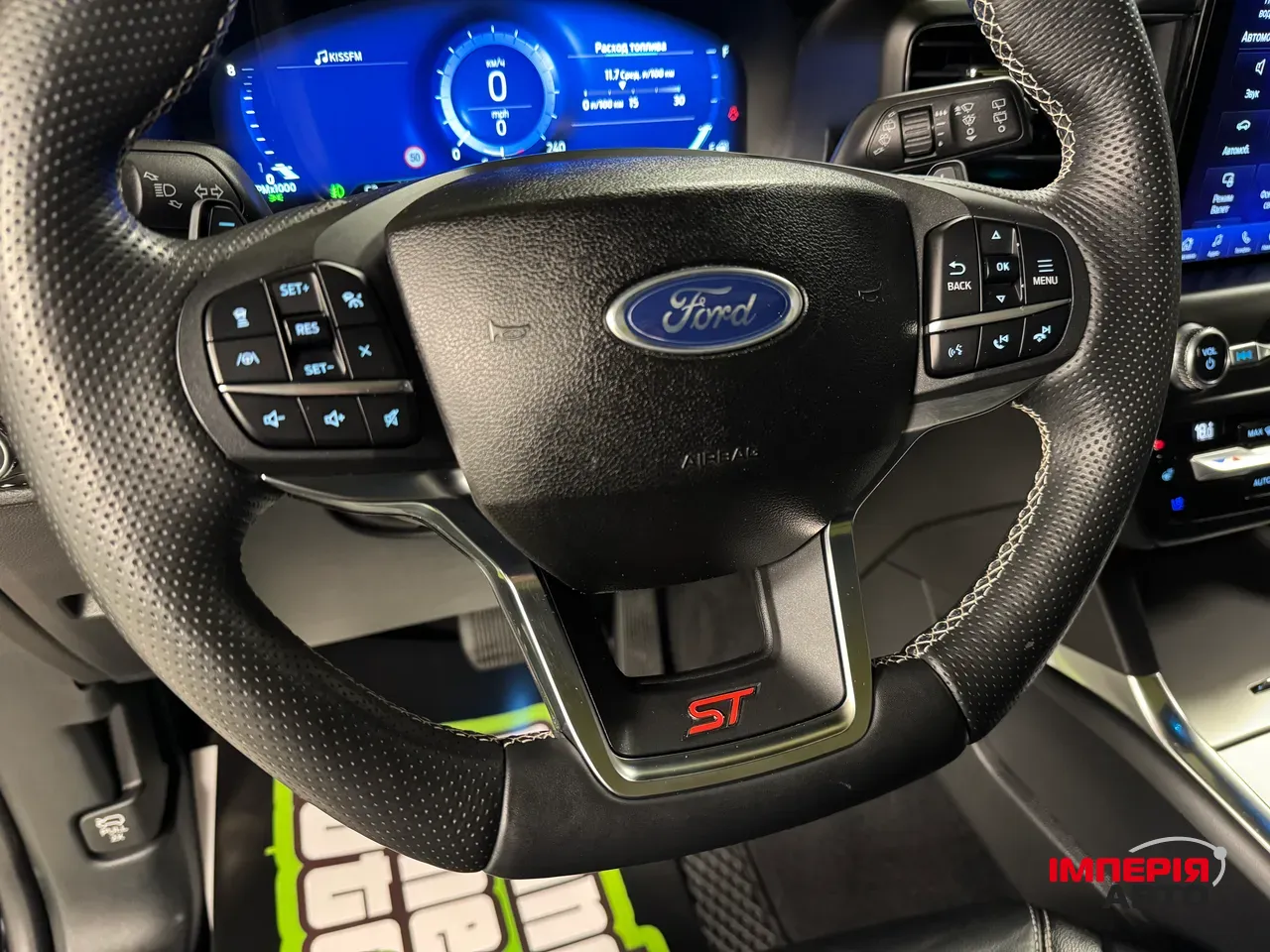 Ford Explorer - фото 22