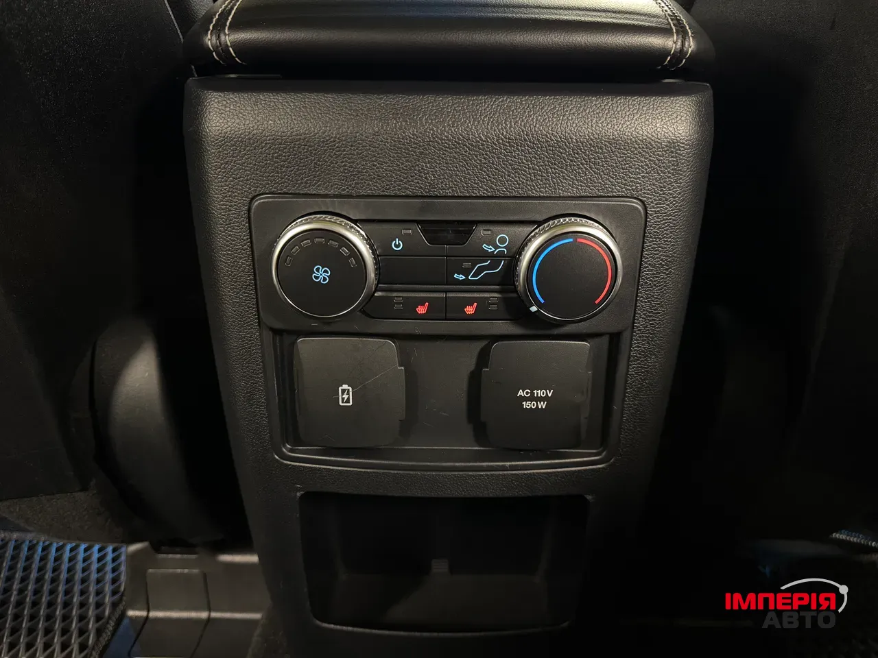 Ford Explorer - фото 45