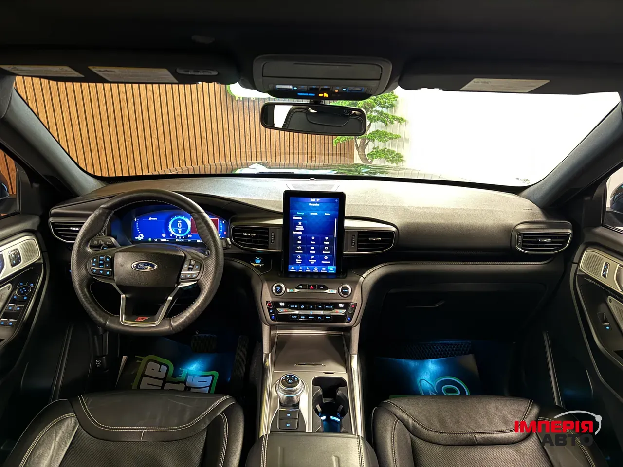 Ford Explorer - фото 15