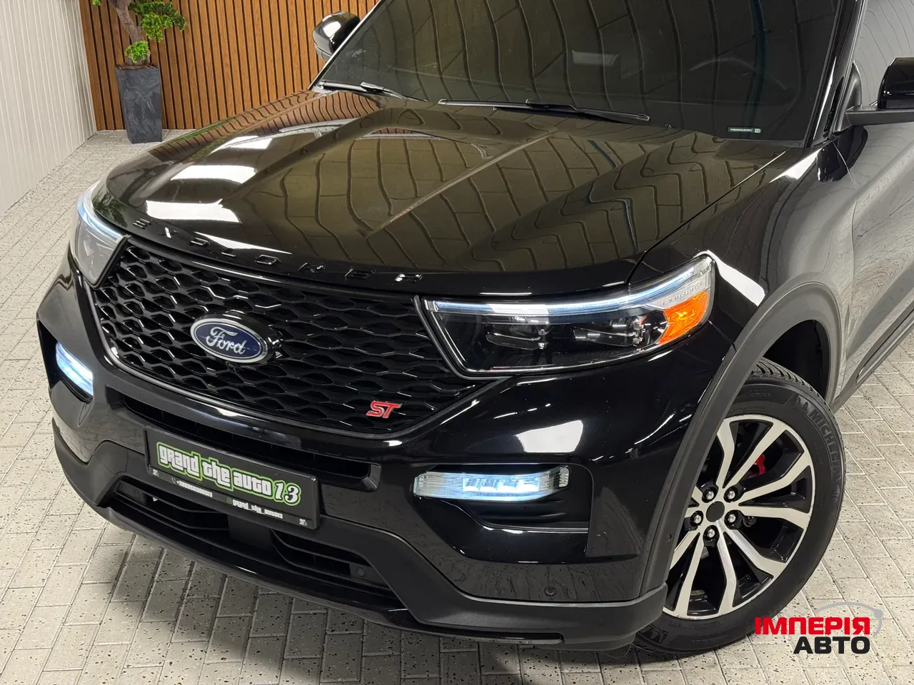 Ford Explorer - фото 9