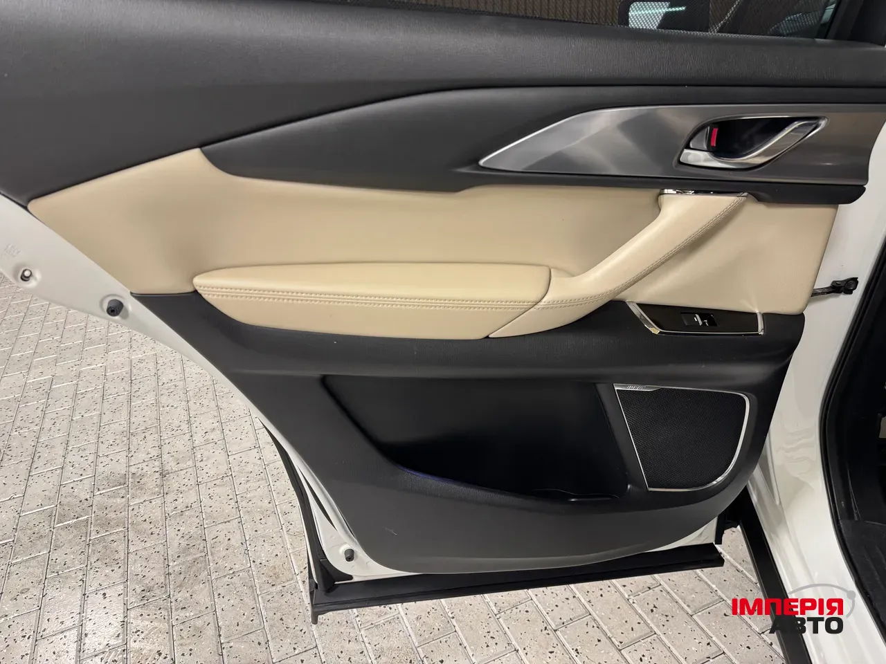 Mazda CX-9 - фото 54