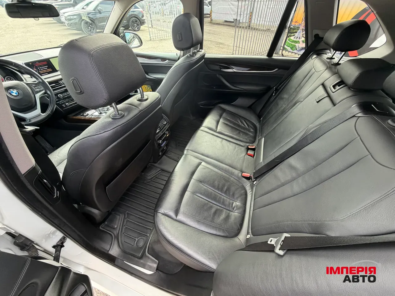 BMW X5 - фото 17