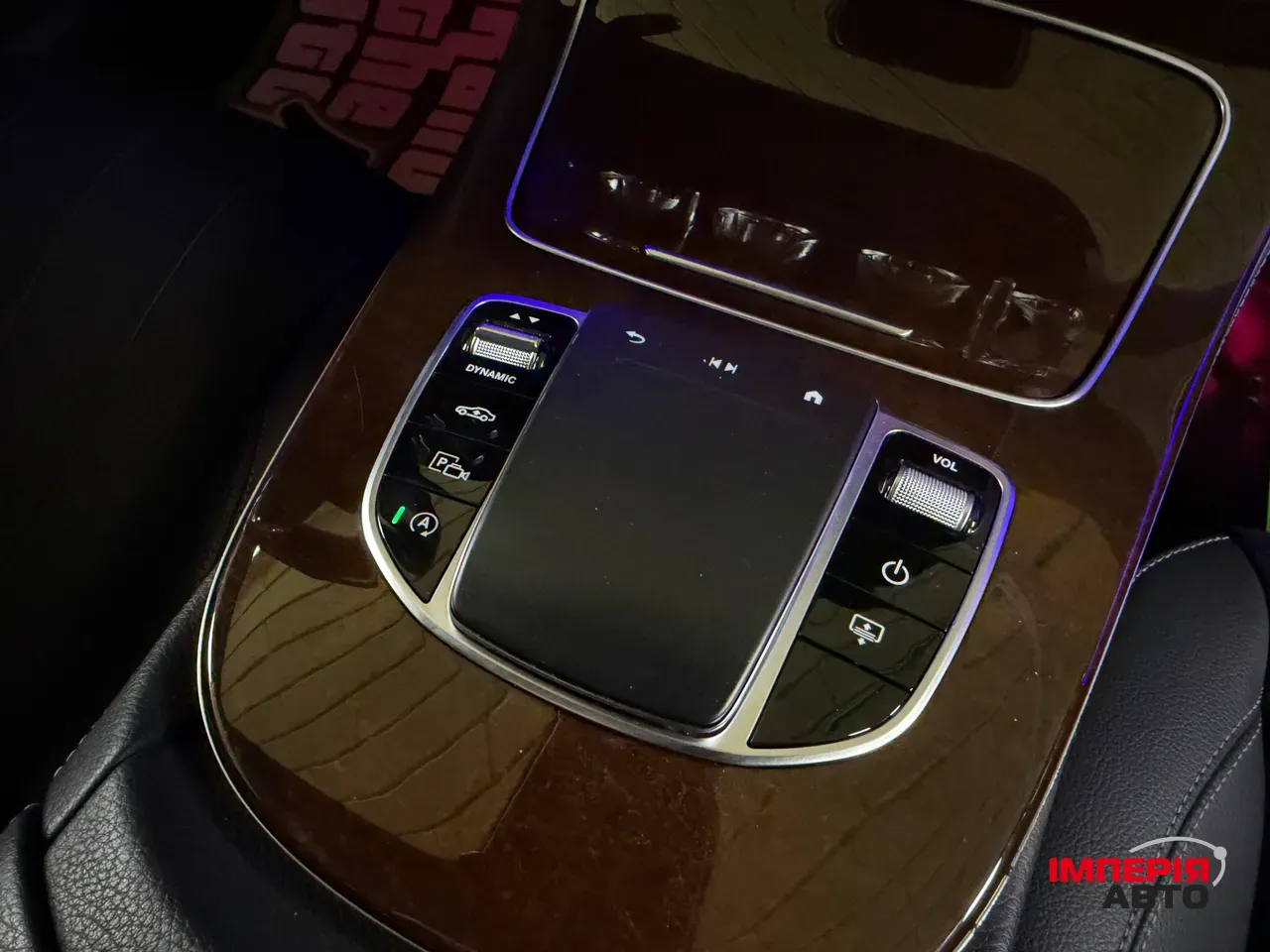 Mercedes-Benz E-Класс - фото 27