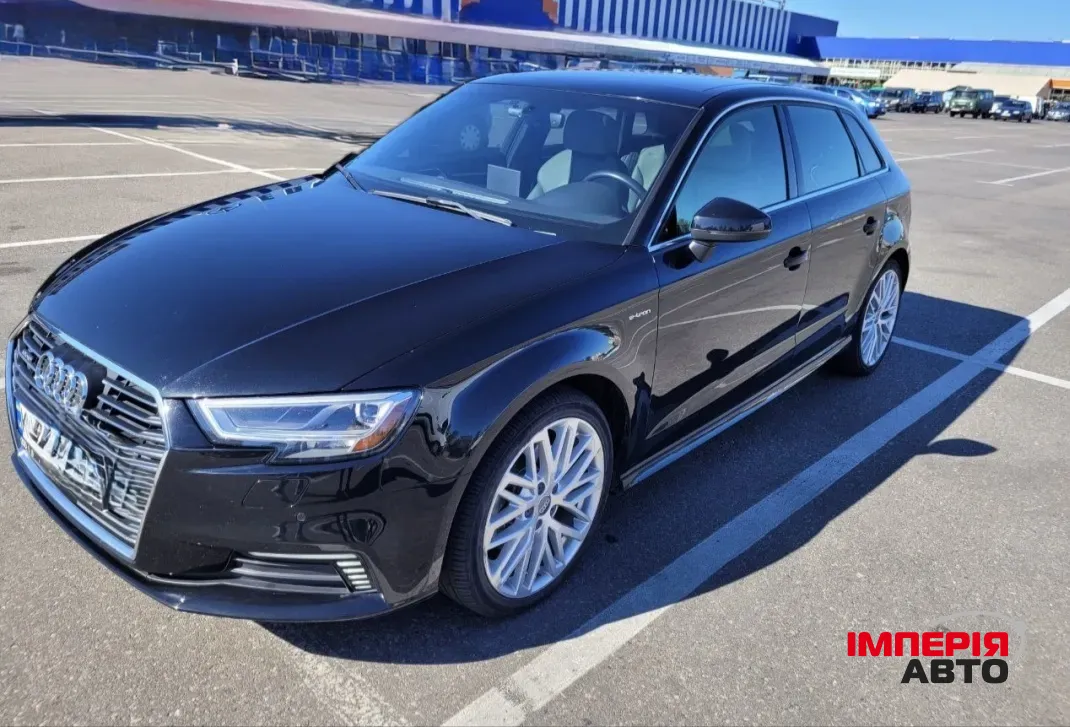 Audi A3 - фото 2