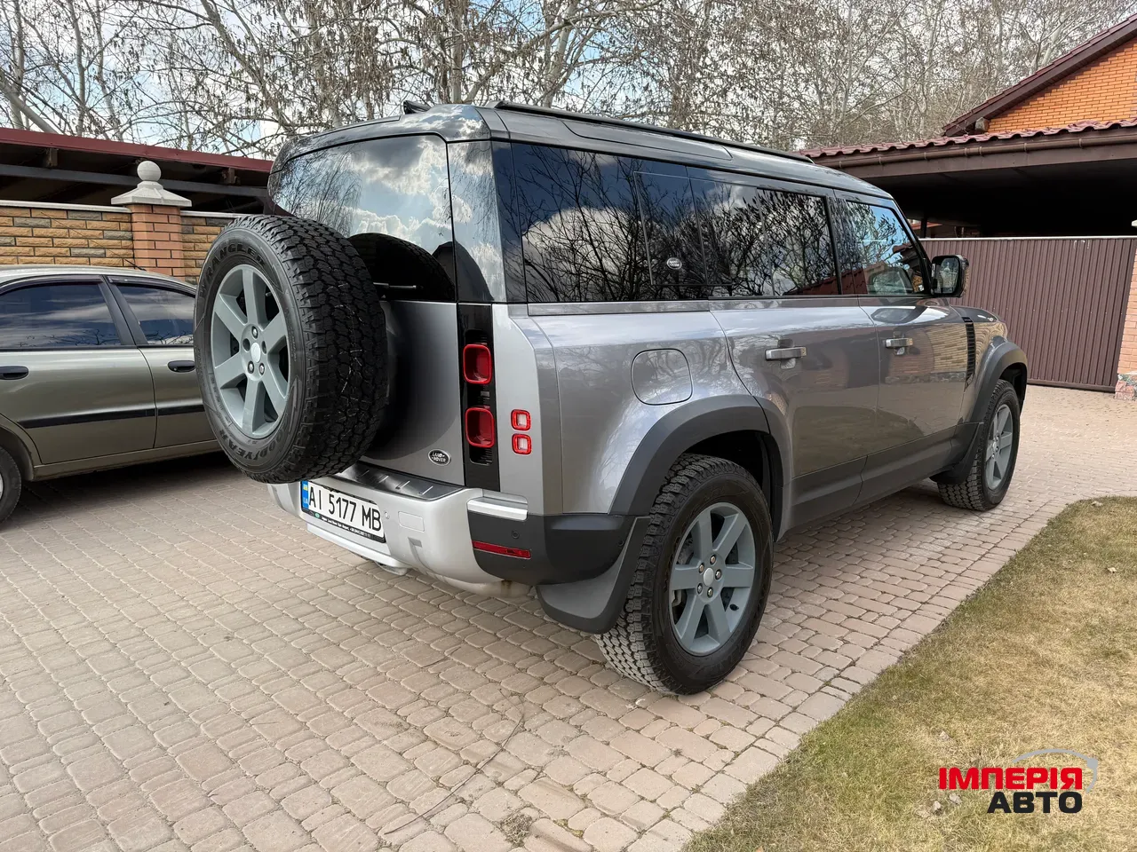 Land Rover Defender - фото 8