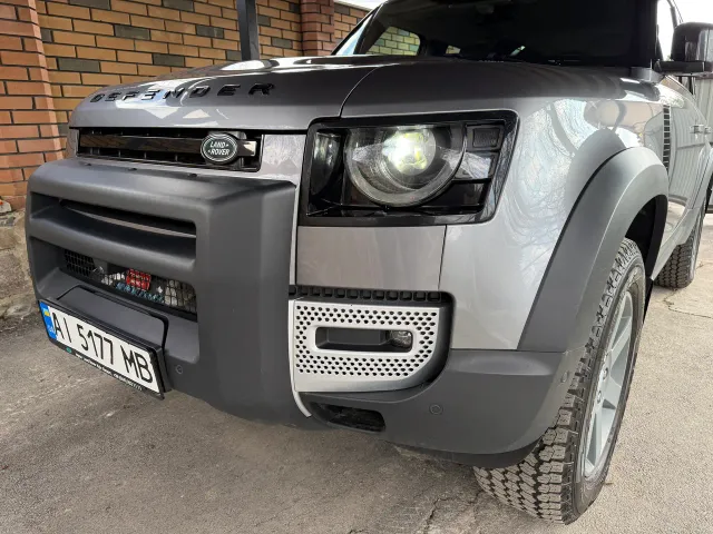 Land Rover Defender - фото 2