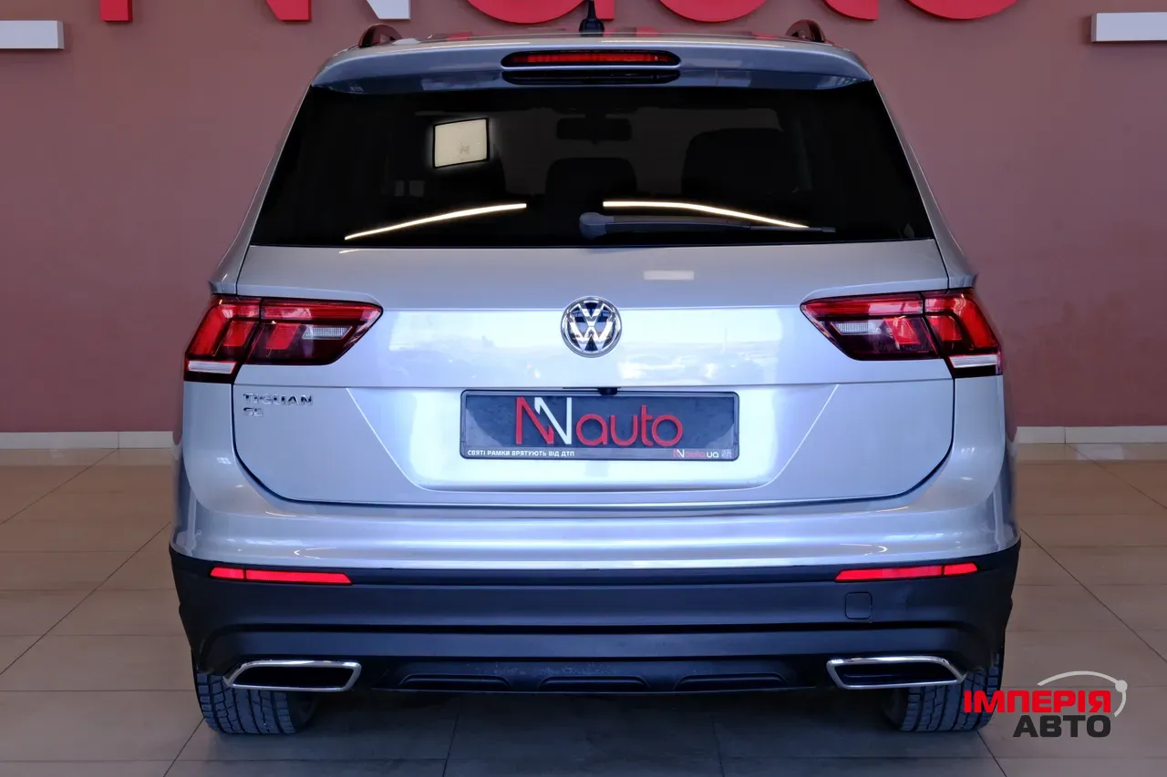 Volkswagen Tiguan - фото 6
