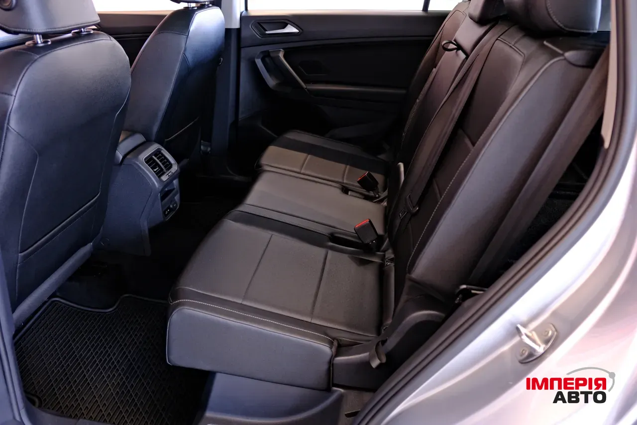 Volkswagen Tiguan - фото 8