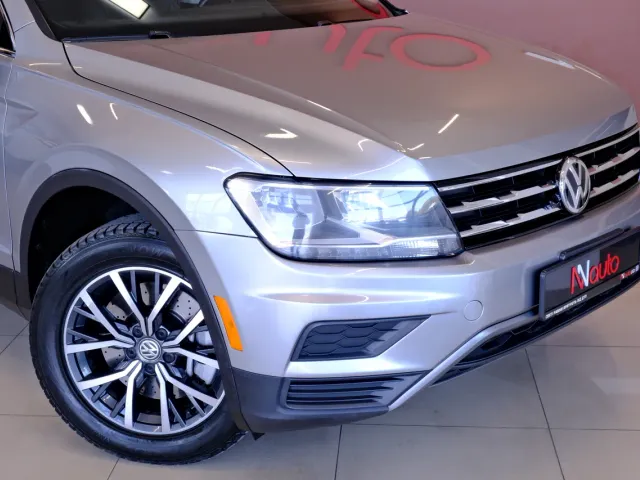 Volkswagen Tiguan - фото 3