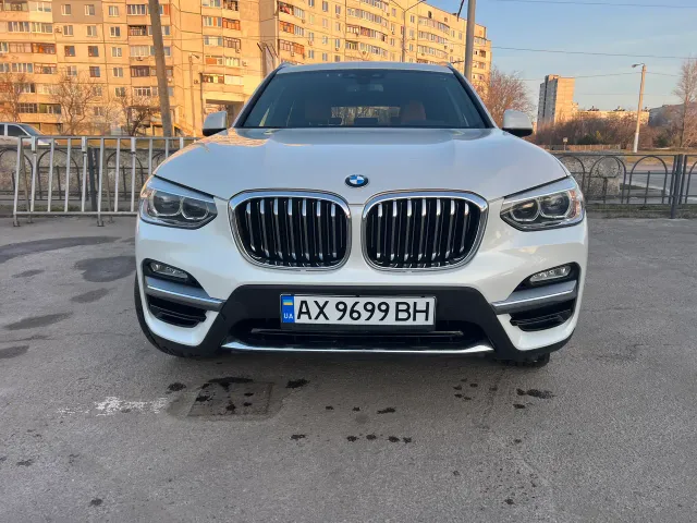 BMW X3 - фото 2