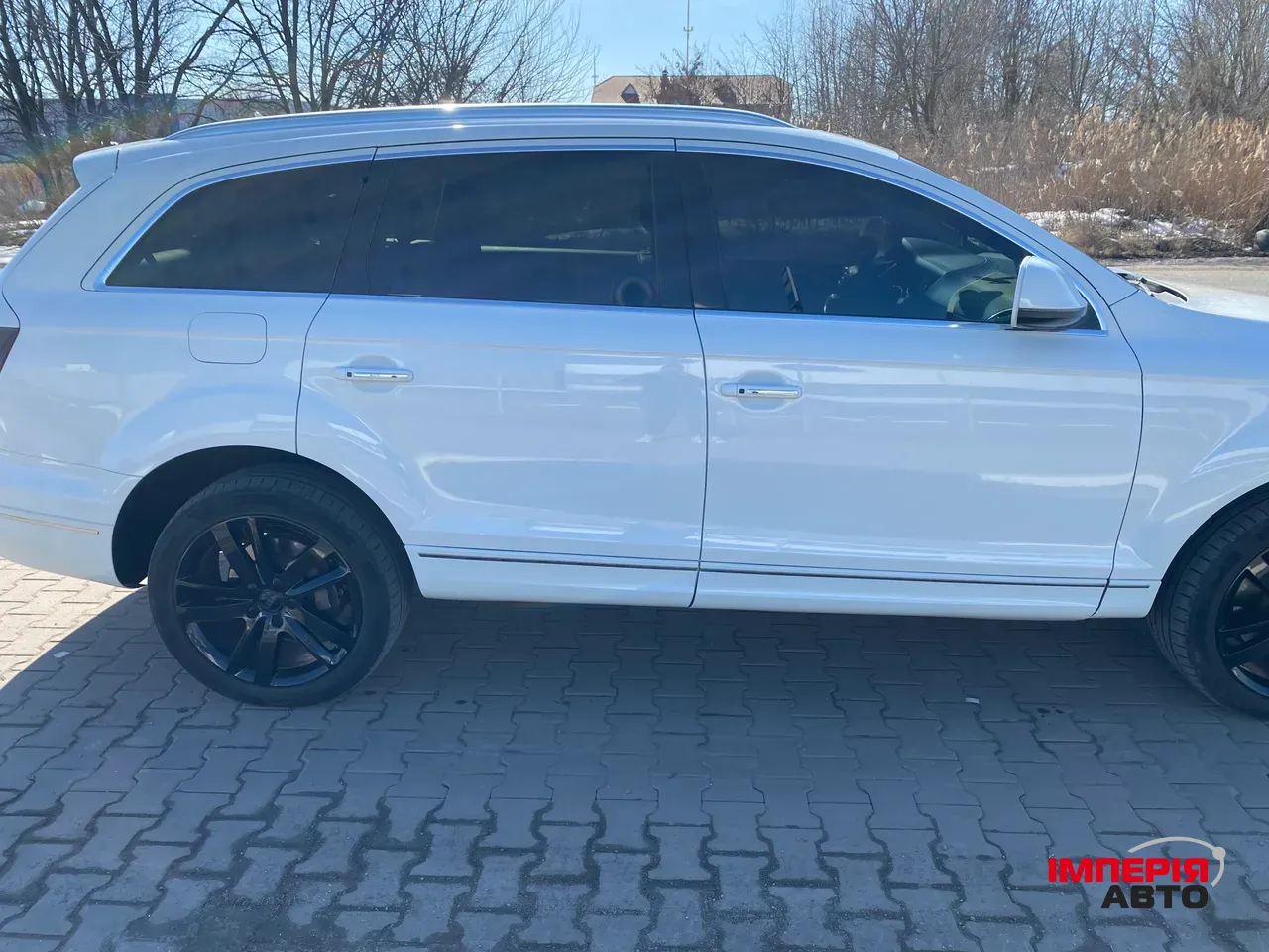 Audi Q7 - фото 8