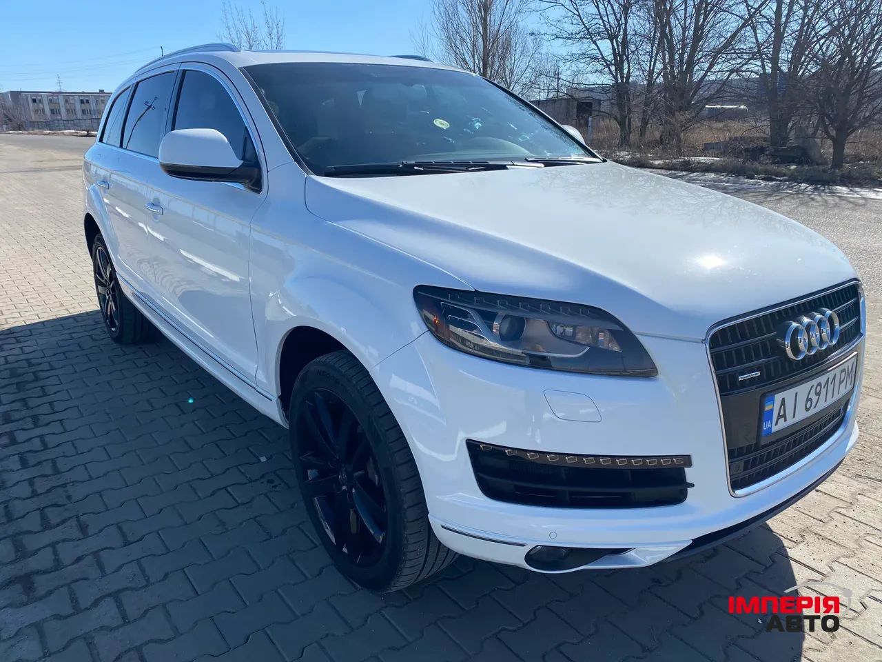 Audi Q7 - фото 9