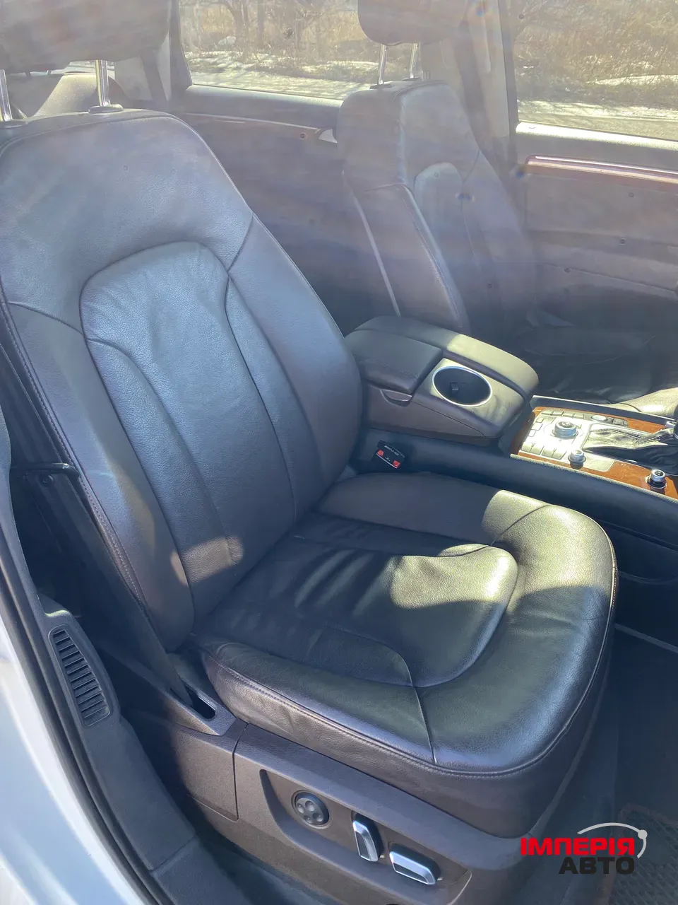 Audi Q7 - фото 20