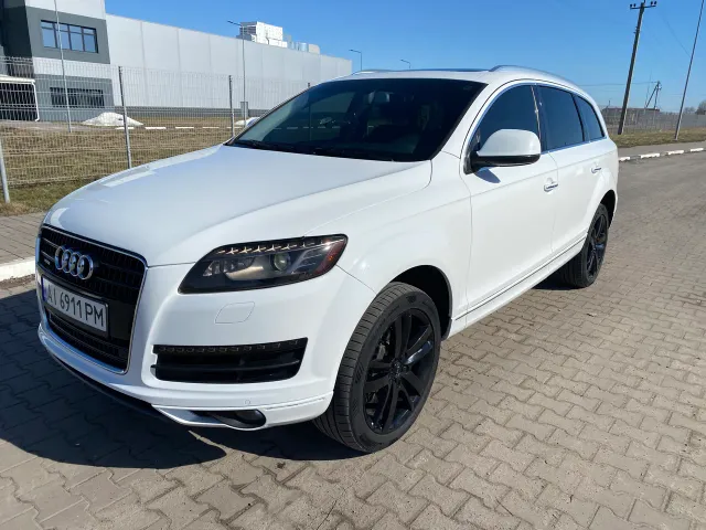Audi Q7 - фото 2