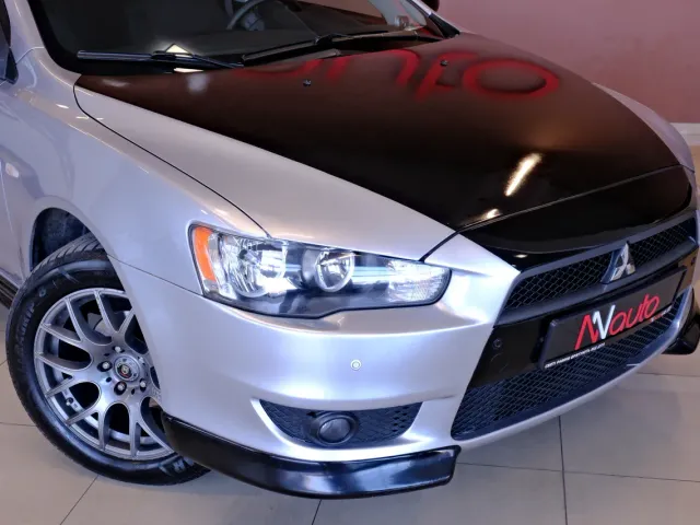 Mitsubishi Lancer - фото 3