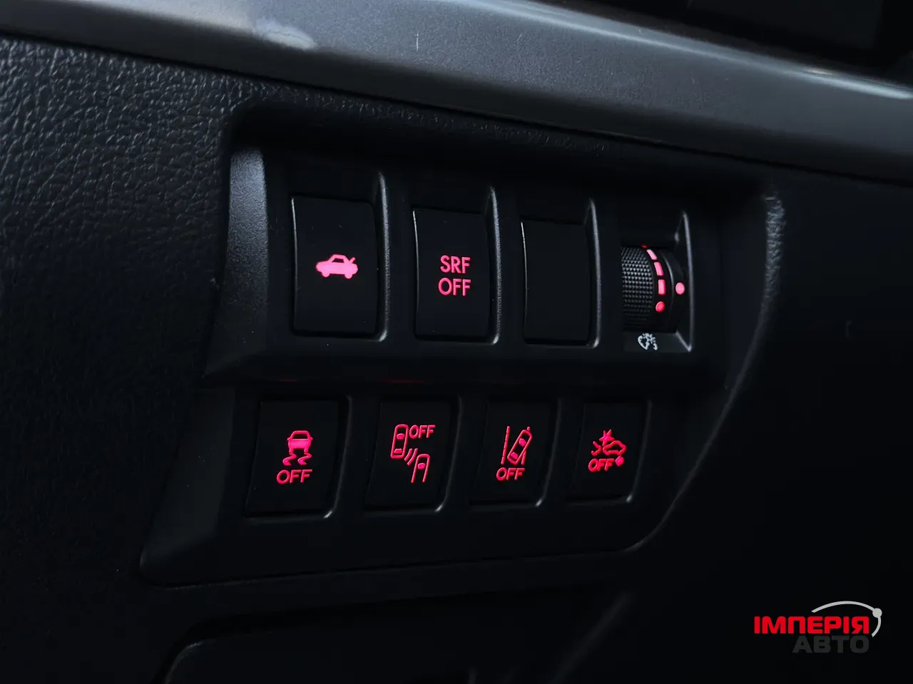 Subaru Legacy - фото 12