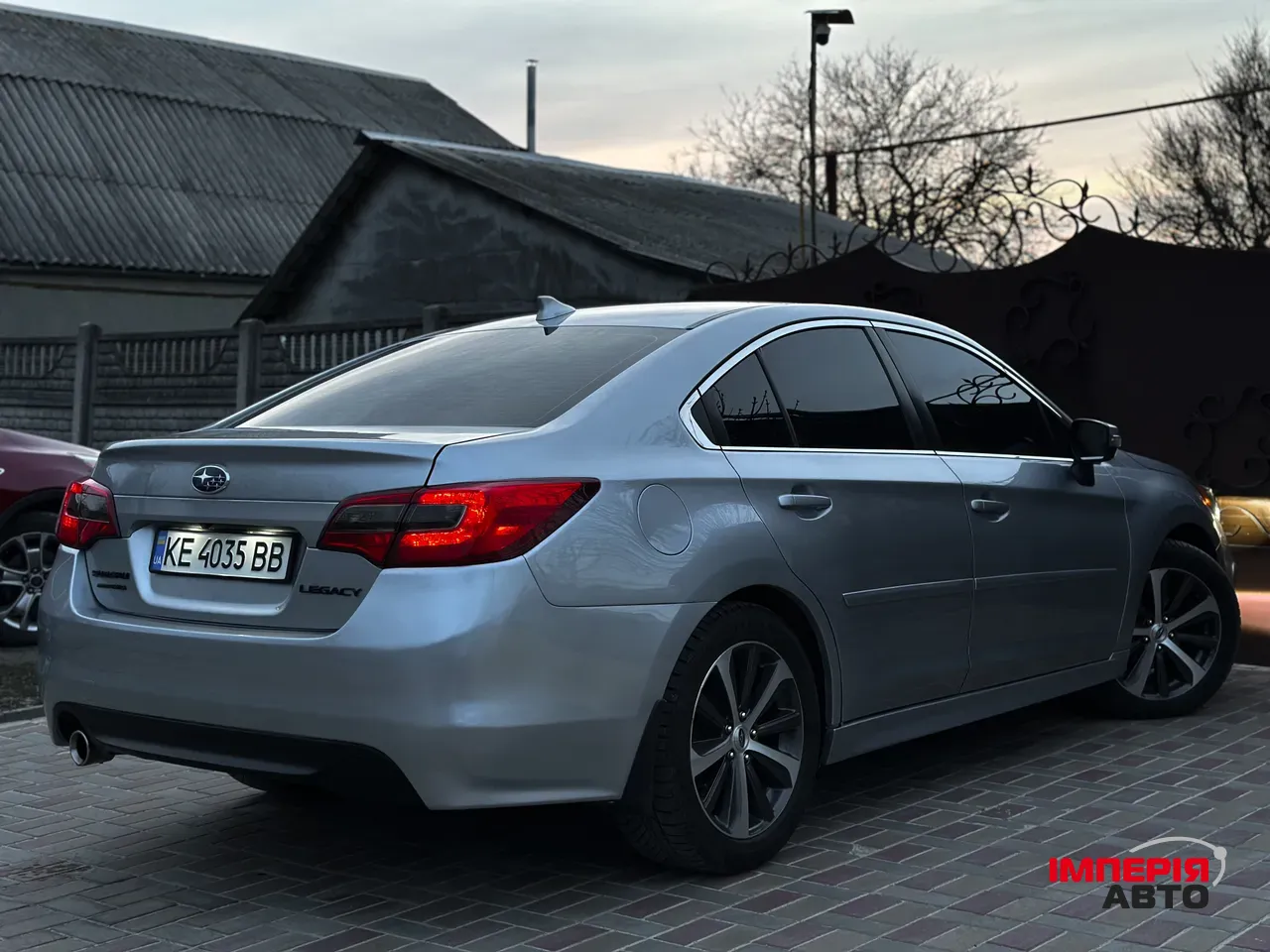 Subaru Legacy - фото 5