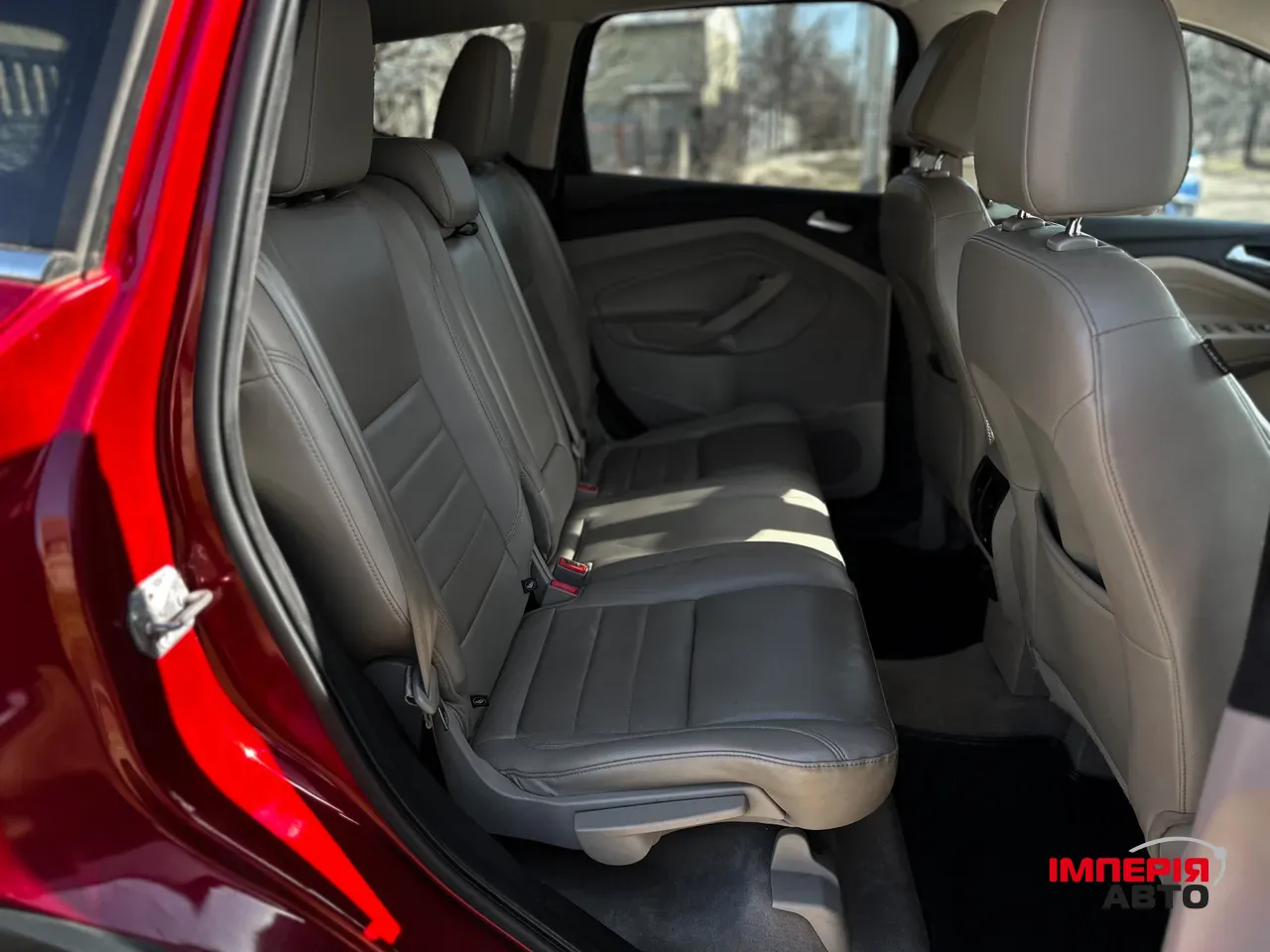 Ford Escape - фото 16