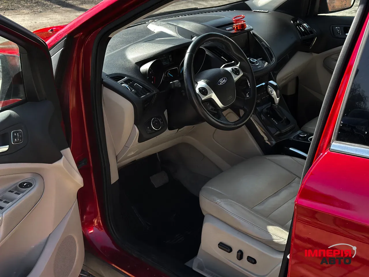 Ford Escape - фото 11