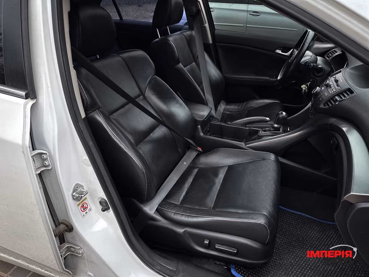 Honda Accord - фото 12