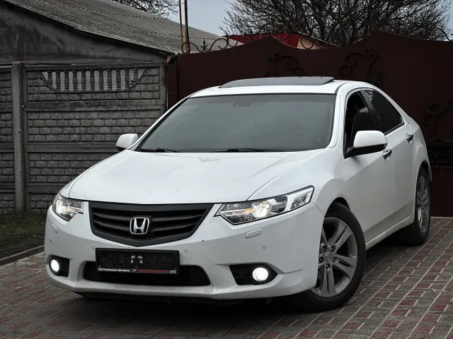 Honda Accord - фото 1