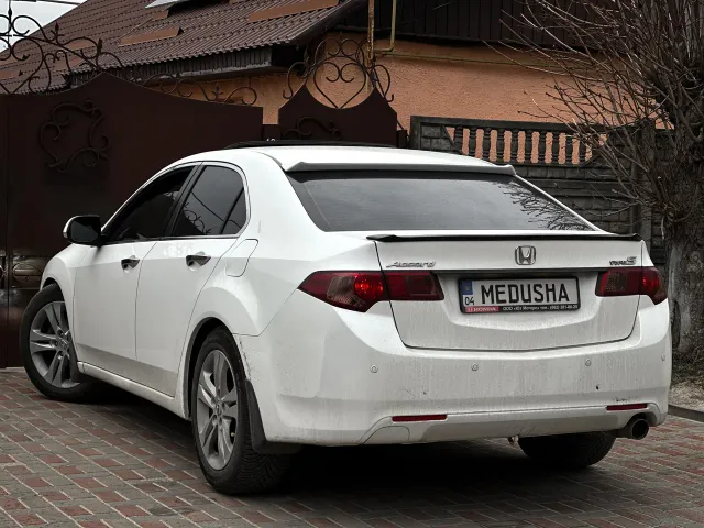 Honda Accord - фото 4