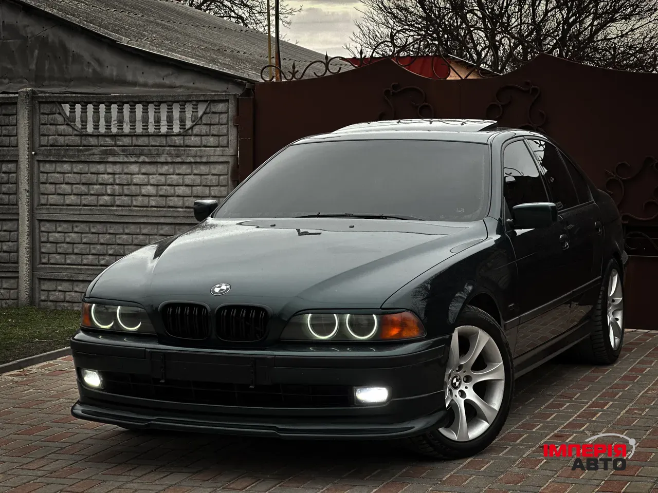 BMW 5 серії - фото 1