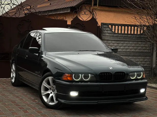 BMW 5 серії - фото 3