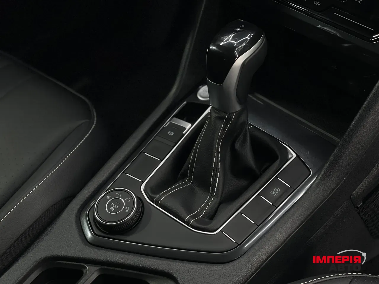 Volkswagen Tiguan - фото 13