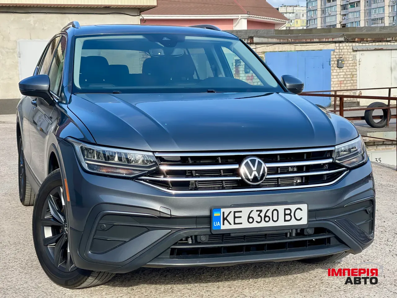 Volkswagen Tiguan - фото 1