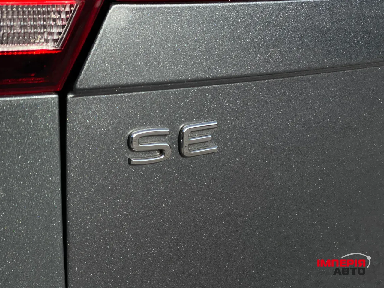 Volkswagen Tiguan - фото 7