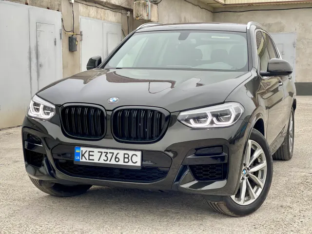 BMW X3 - фото 2