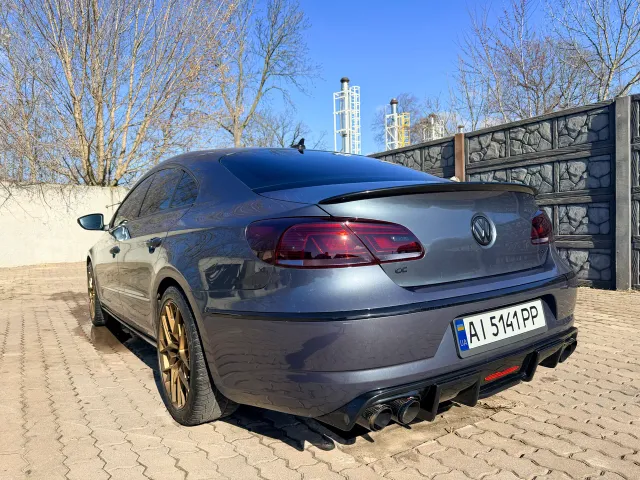 Volkswagen Passat CC - фото 2