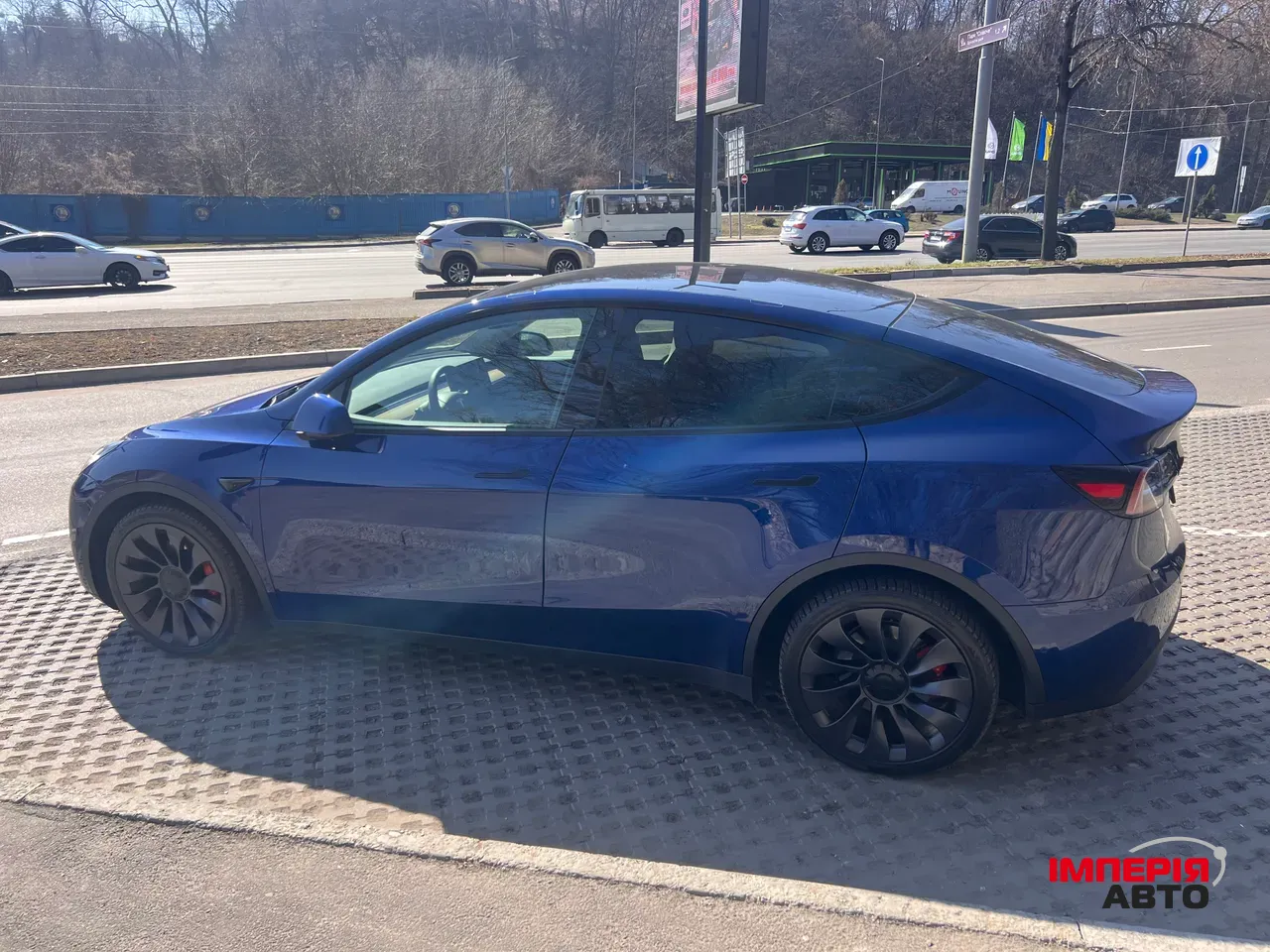 Tesla Model Y - фото 5