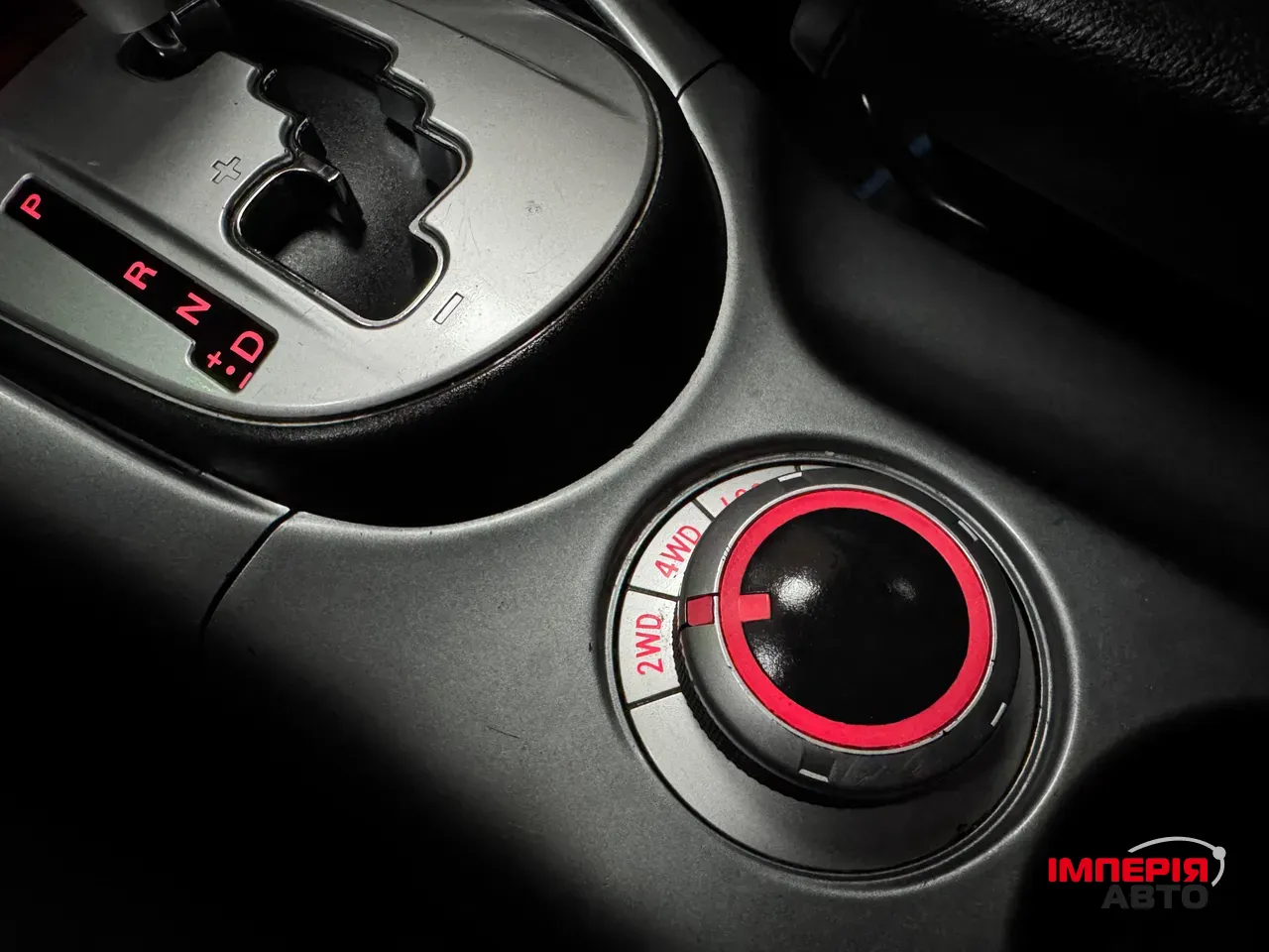 Mitsubishi Outlander - фото 11