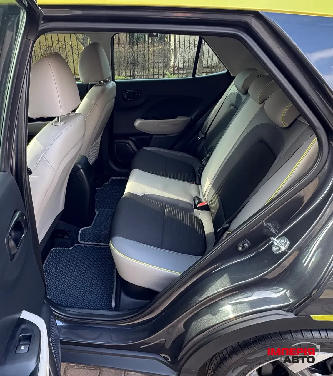 Hyundai Venue - фото 8