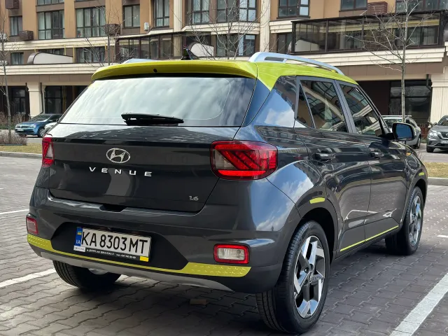 Hyundai Venue - фото 3