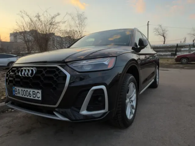 Audi Q5 - фото 3