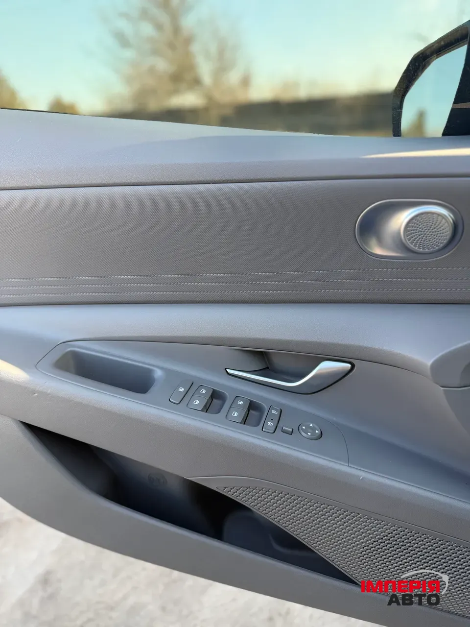 Hyundai Elantra - фото 10