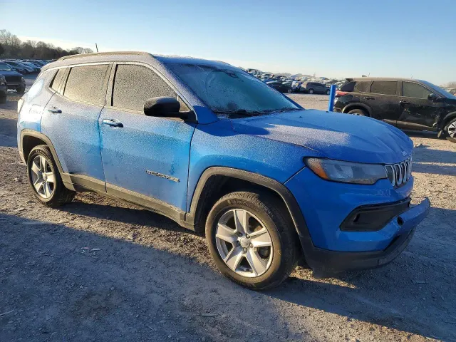 Jeep Compass - фото 1