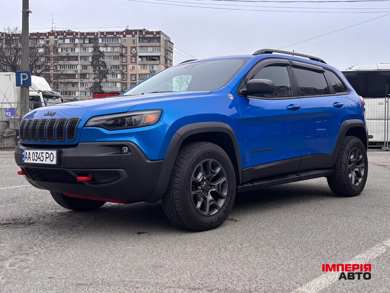 Jeep Cherokee - фото 2